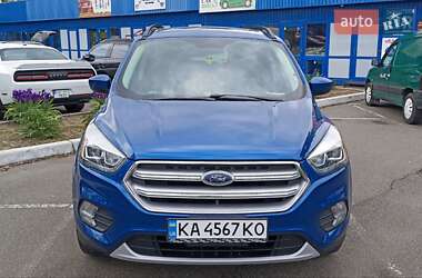 Внедорожник / Кроссовер Ford Escape 2016 в 