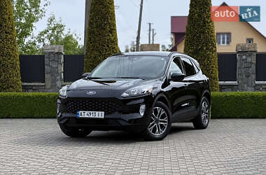 Позашляховик / Кросовер Ford Escape 2019 в 