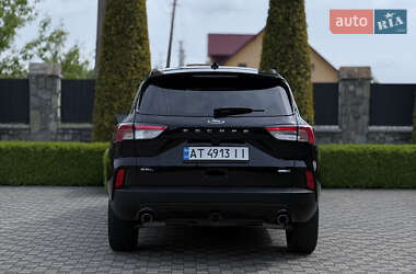 Позашляховик / Кросовер Ford Escape 2019 в 
