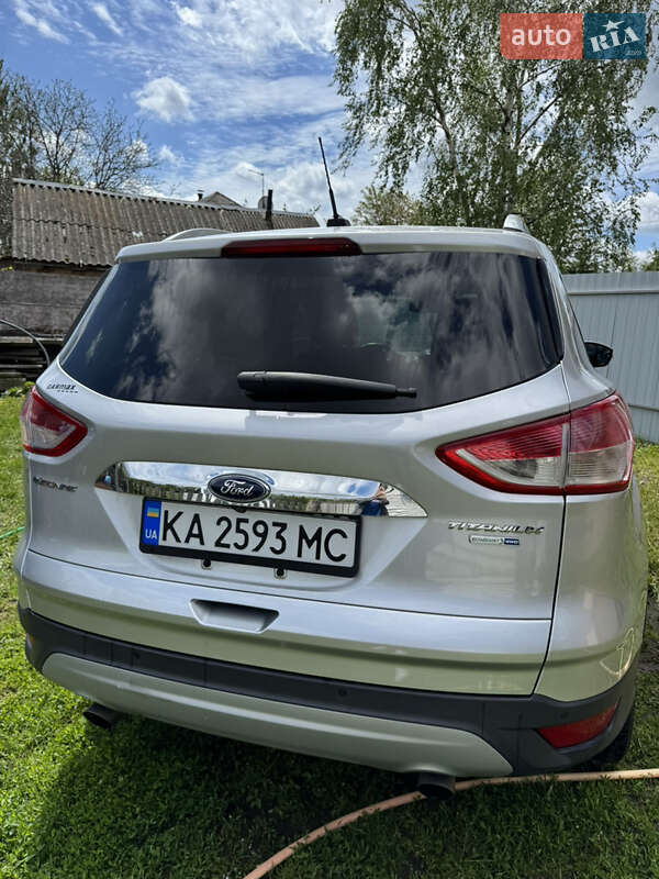 Внедорожник / Кроссовер Ford Escape 2015 в Фастове