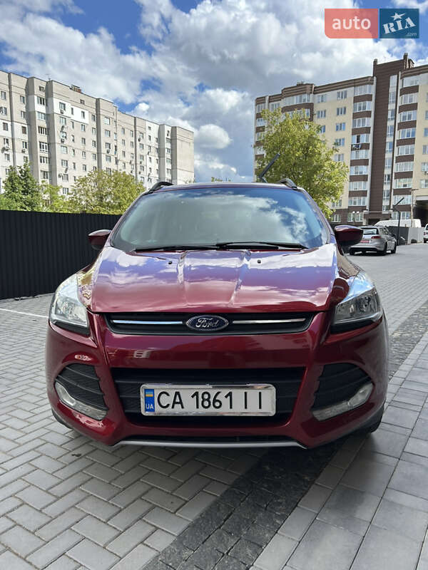 Внедорожник / Кроссовер Ford Escape 2015 в Житомире