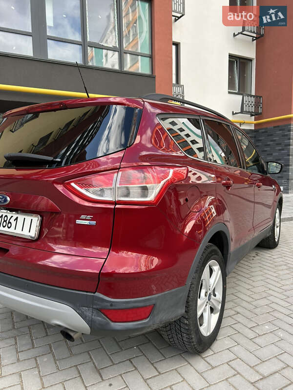 Внедорожник / Кроссовер Ford Escape 2015 в Житомире