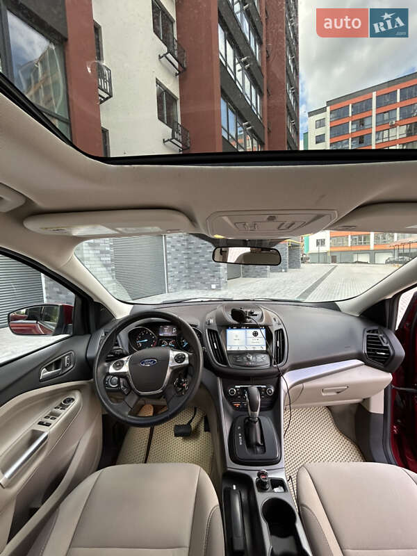 Внедорожник / Кроссовер Ford Escape 2015 в Житомире