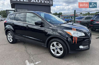 Позашляховик / Кросовер Ford Escape 2015 в 