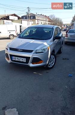 Внедорожник / Кроссовер Ford Escape 2014 в 
