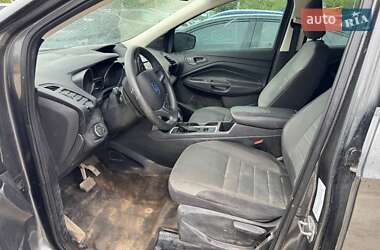 Внедорожник / Кроссовер Ford Escape 2017 в 