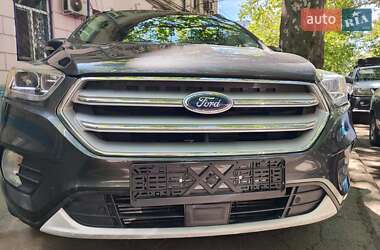 Внедорожник / Кроссовер Ford Escape 2019 в 