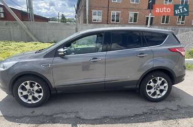 Внедорожник / Кроссовер Ford Escape 2013 в 
