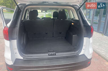 Внедорожник / Кроссовер Ford Escape 2019 в 