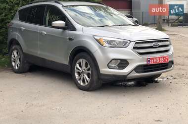 Внедорожник / Кроссовер Ford Escape 2016 в 
