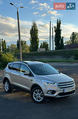 Позашляховик / Кросовер Ford Escape 2017 в Кривому Розі