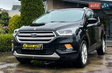 Внедорожник / Кроссовер Ford Escape 2017 в 