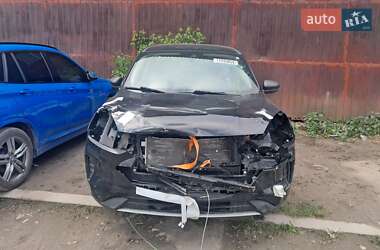 Позашляховик / Кросовер Ford Escape 2020 в 