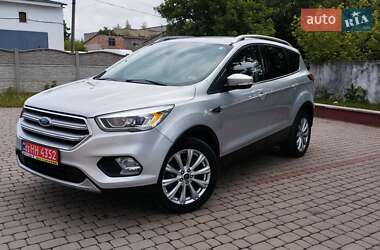 Внедорожник / Кроссовер Ford Escape 2017 в Дубно