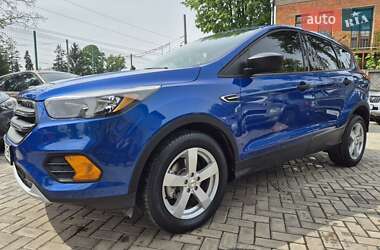 Внедорожник / Кроссовер Ford Escape 2019 в 