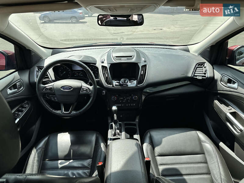 Позашляховик / Кросовер Ford Escape 2017 в Кривому Розі