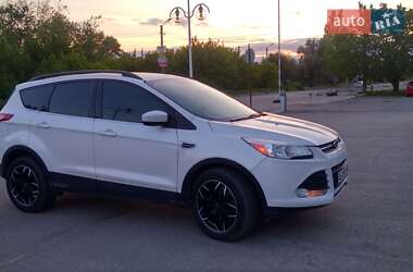 Внедорожник / Кроссовер Ford Escape 2013 в 