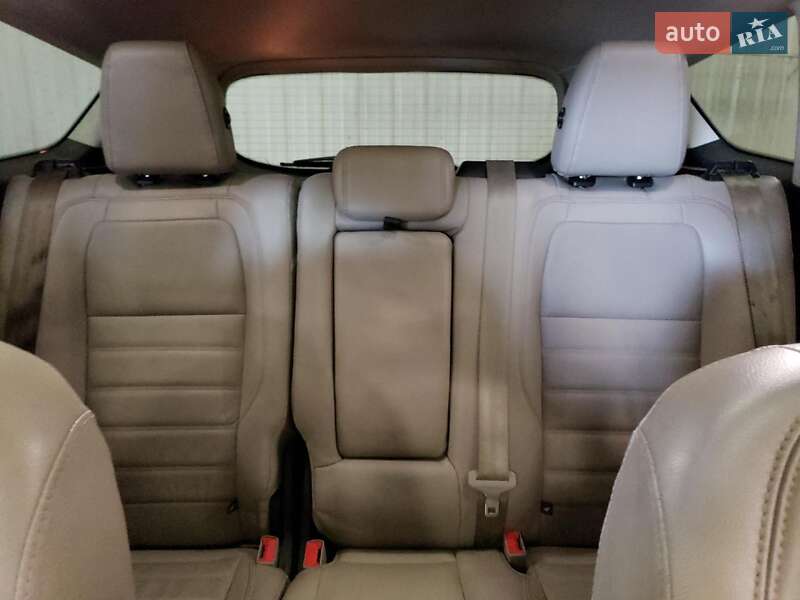 Позашляховик / Кросовер Ford Escape 2018 в Львові