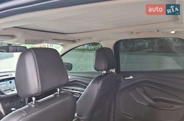 Внедорожник / Кроссовер Ford Escape 2017 в 