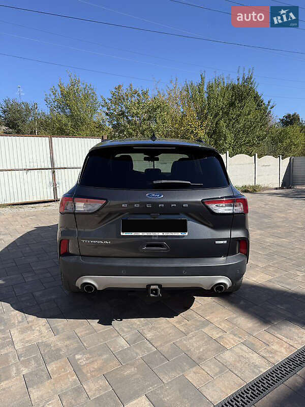 Внедорожник / Кроссовер Ford Escape 2020 в Киеве