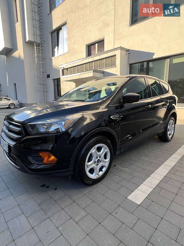 Позашляховик / Кросовер Ford Escape 2018 в Львові