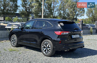 Внедорожник / Кроссовер Ford Escape 2020 в 