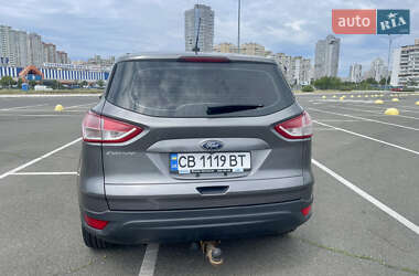 Внедорожник / Кроссовер Ford Escape 2014 в 