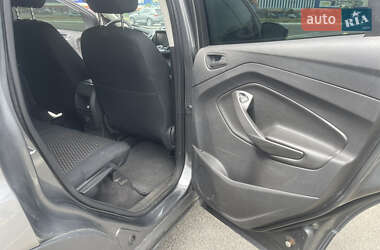 Внедорожник / Кроссовер Ford Escape 2014 в 