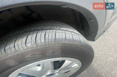 Внедорожник / Кроссовер Ford Escape 2014 в 