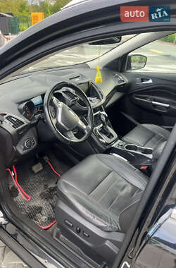 Внедорожник / Кроссовер Ford Escape 2013 в 