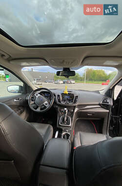 Внедорожник / Кроссовер Ford Escape 2013 в 