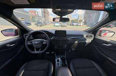Позашляховик / Кросовер Ford Escape 2024 в 