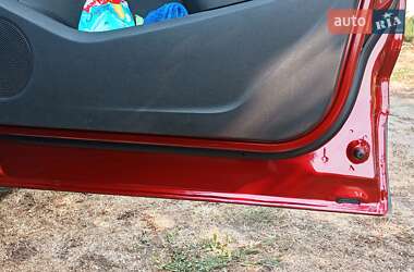Позашляховик / Кросовер Ford Escape 2015 в 