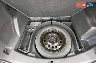 Позашляховик / Кросовер Ford Escape 2014 в 