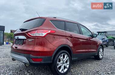 Позашляховик / Кросовер Ford Escape 2014 в 