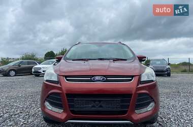 Позашляховик / Кросовер Ford Escape 2014 в 