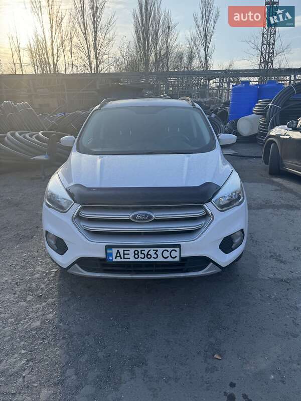 Внедорожник / Кроссовер Ford Escape 2017 в Кривом Роге фото 2 Внедорожник / Кроссовер Ford Escape 2017 в Кривом Роге