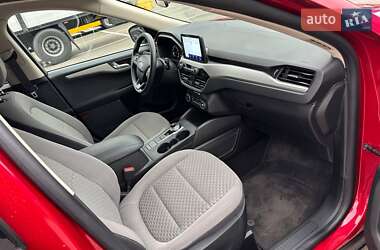 Внедорожник / Кроссовер Ford Escape 2019 в 