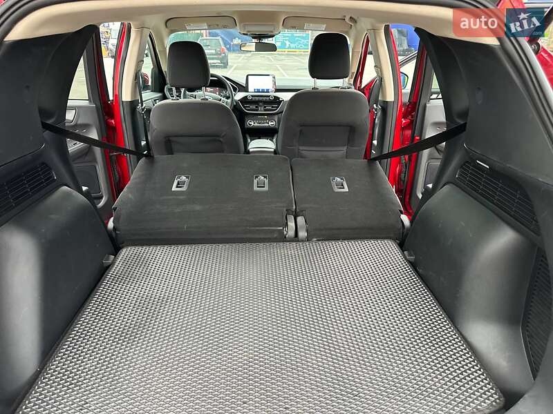 Позашляховик / Кросовер Ford Escape 2019 в Києві