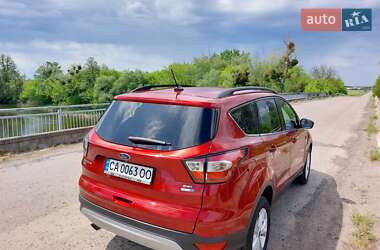 Позашляховик / Кросовер Ford Escape 2017 в 
