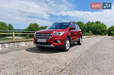 Позашляховик / Кросовер Ford Escape 2017 в 