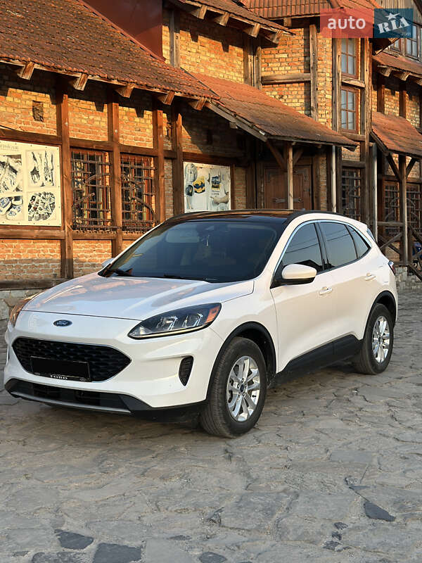 Ford Escape 2021