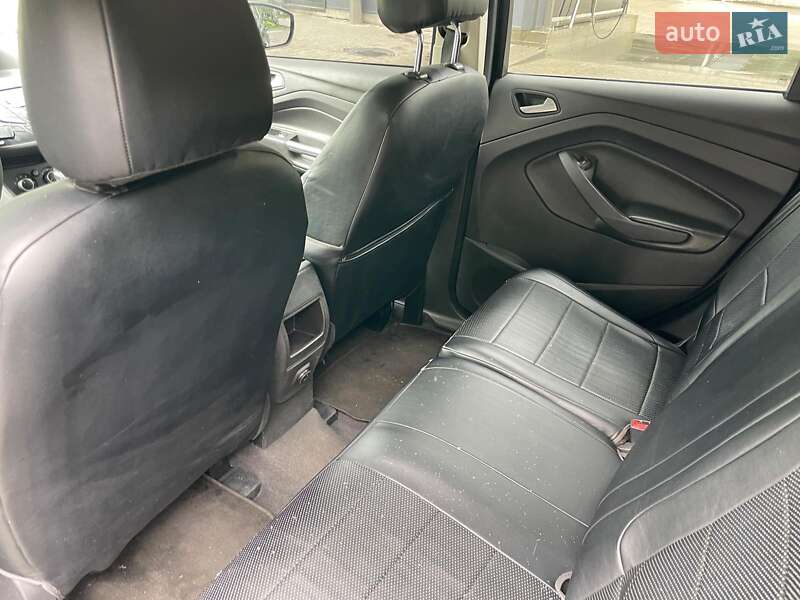 Внедорожник / Кроссовер Ford Escape 2014 в Киеве