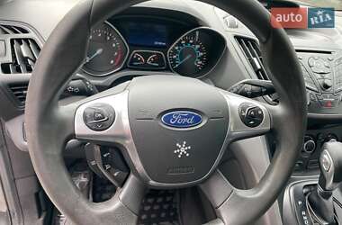 Внедорожник / Кроссовер Ford Escape 2014 в 