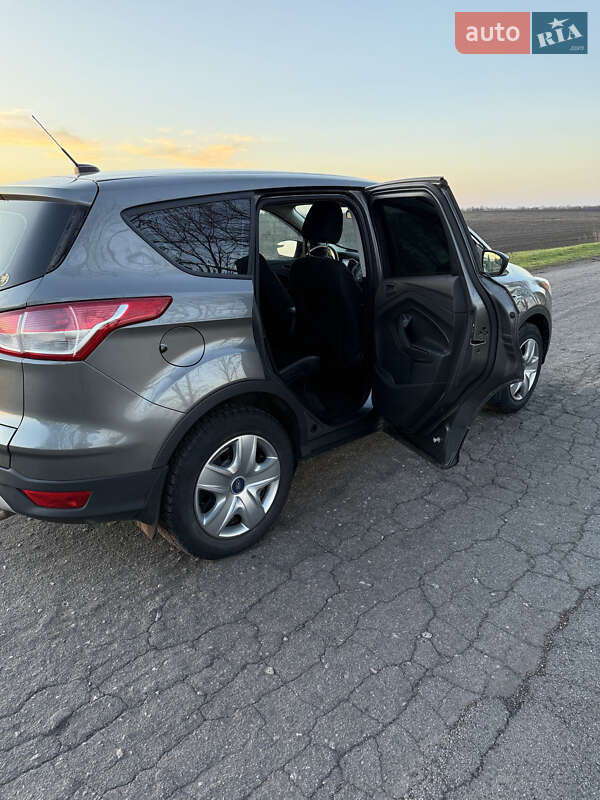 Позашляховик / Кросовер Ford Escape 2014 в Черкасах