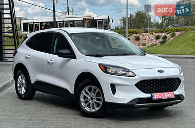 Внедорожник / Кроссовер Ford Escape 2022 в 
