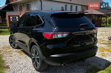 Внедорожник / Кроссовер Ford Escape 2022 в 