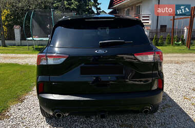 Внедорожник / Кроссовер Ford Escape 2022 в 