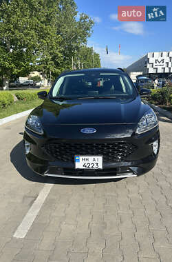 Внедорожник / Кроссовер Ford Escape 2022 в 