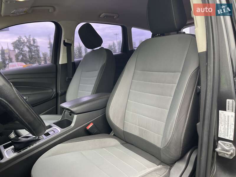 Внедорожник / Кроссовер Ford Escape 2018 в Киеве